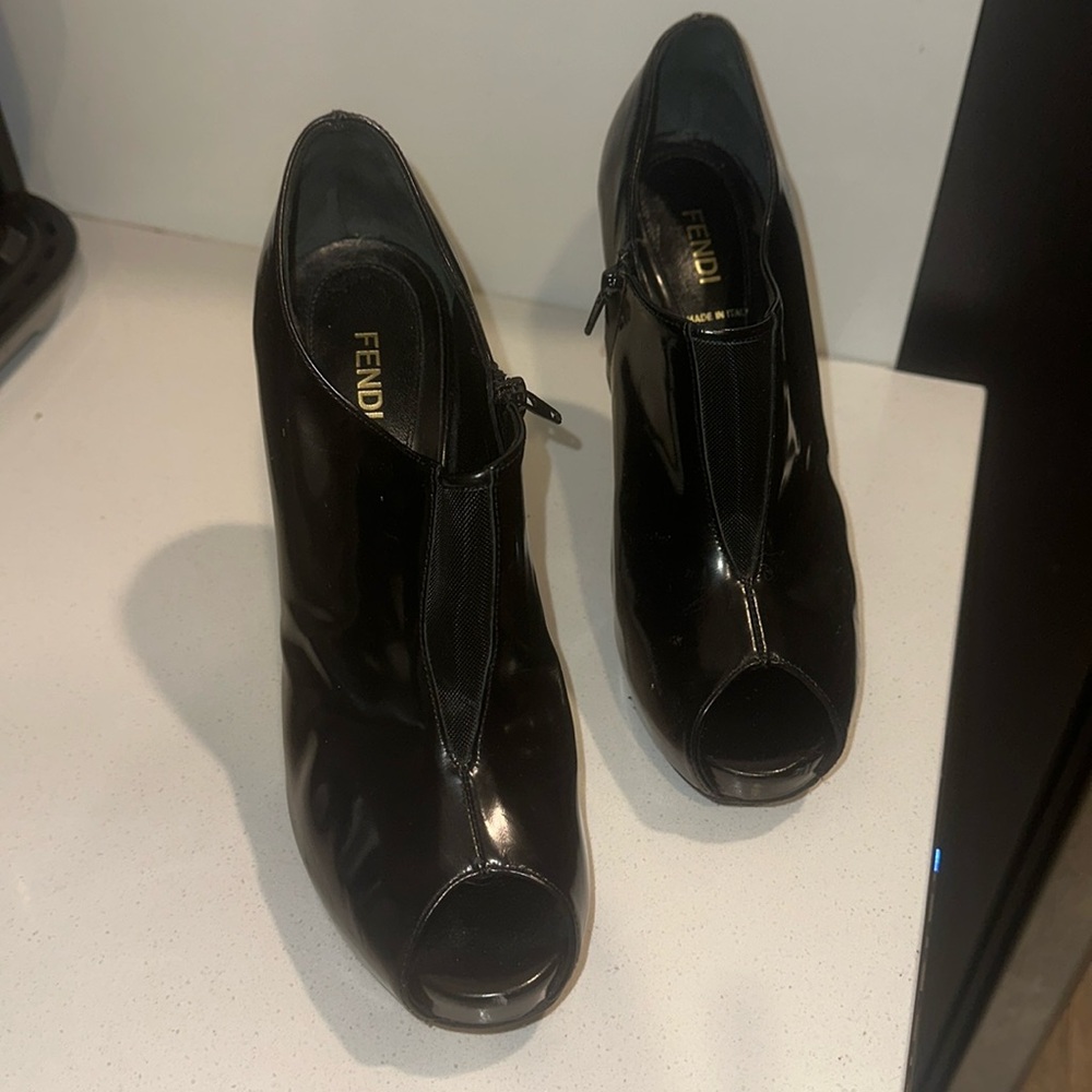 Fendi pumps
